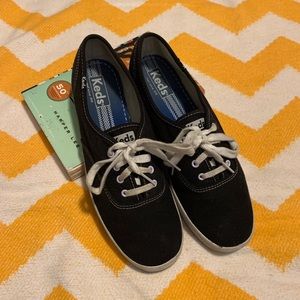 Black Keds Sneakers